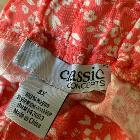 Classic concepts high waisted flowy shorts with Sam material belt - Picture 5 of 5